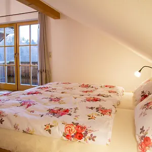 Rosalie Apartment Westerndorf